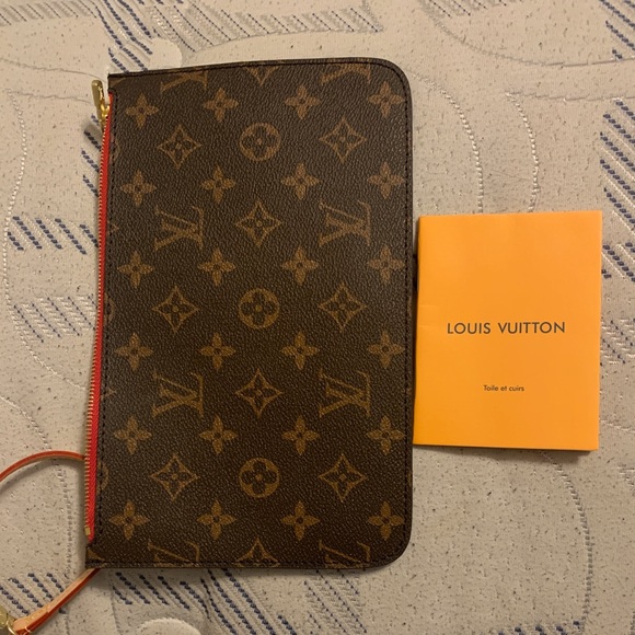 Louis Vuitton wristlet !